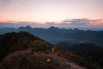什么比猎豹的速度更快课文的多音字和主要内容