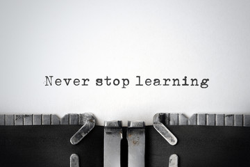 七座汽车是六年免检吗