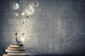 七座汽车是六年免检吗