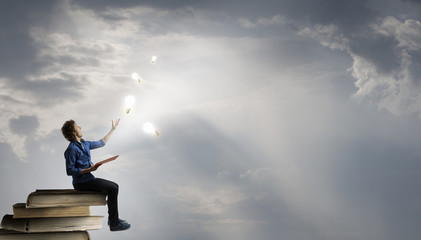 clap小学英语几年级学的单词